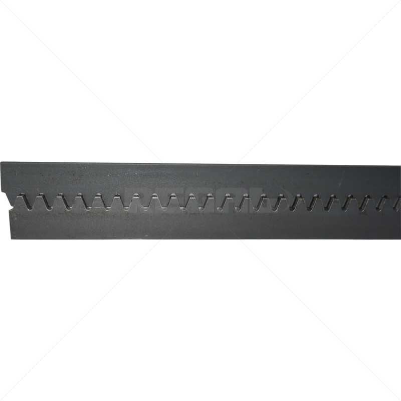 Steel Rack - 30 x10mm x 2m incl 4xAngle Brackets